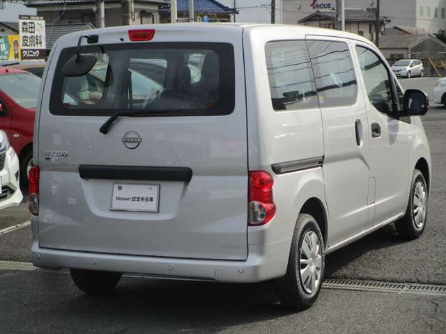 NV200バネットバン1.6 VX