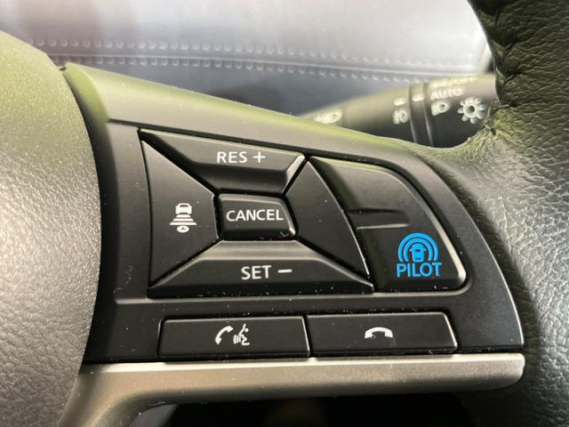 �y�v���p�C���b�g�z�������H�ł̒��������s���y��!!�a�؎��Ə��񑖍s�̃V�[���ŁA�A�N�Z���E�u���[�L�E�X�e�A�����O�������Ő��䂵�A�������^�]�̕��S���y�����Ă���܂���