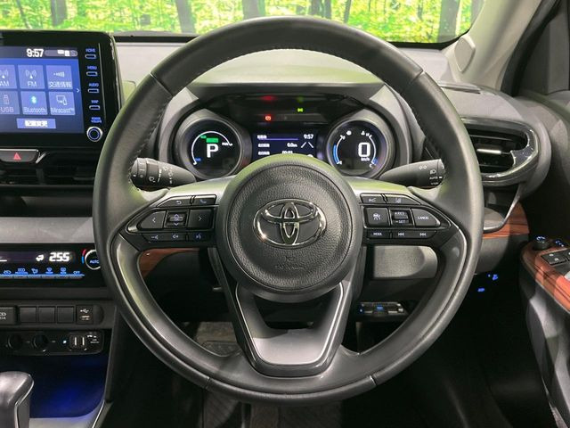 �y�����v�����X�e�A�����O�z�㎿�Ȋv���g�p���邱�ƂŁA��ɂ����������݂ƂĂ��^�]���₷���n���h���ł���