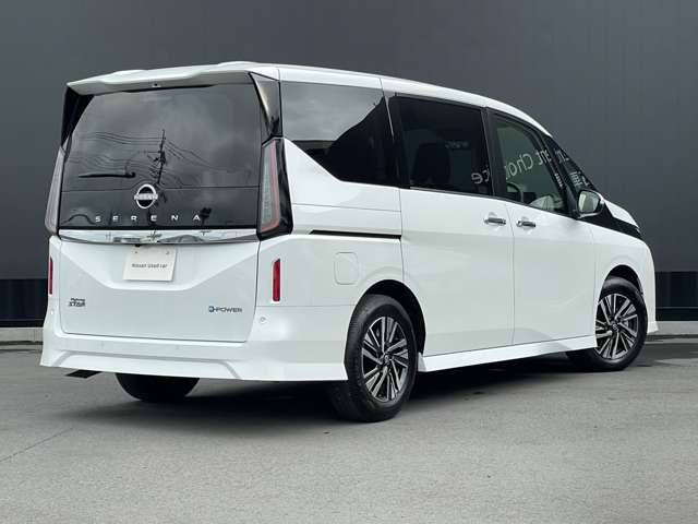 セレナ1.4 e-POWER ハイウェイスターV