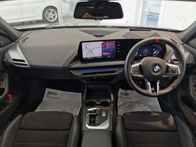 1シリーズM135 xドライブ 4WD