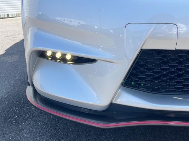 �yLED�n�C�p�[�f�C���C�g�z