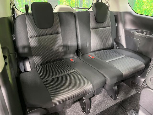 3��ڃV�[�g�͂�������ԗǍD����l�ł��������ƍ����Ē����܂��̂ŁA��l���ł̂��o���������N���N�ł��􂲉Ƒ��ŁA�C�̒m�ꂽ���ԂŁA�h���C�u�ɍs���̂��y���݂ł��ˁ�