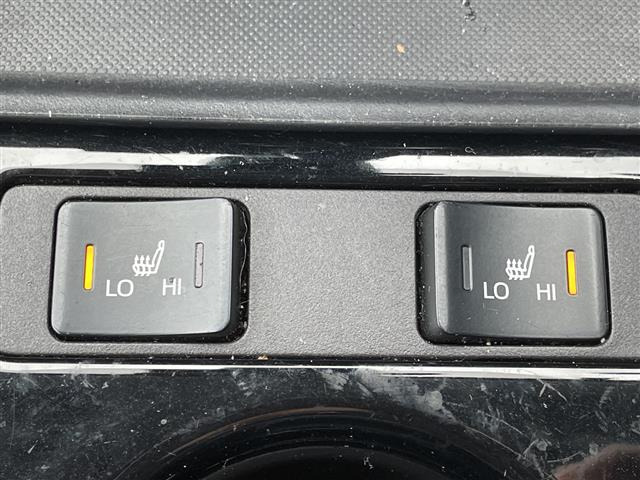 プリウスPHV1.8 A