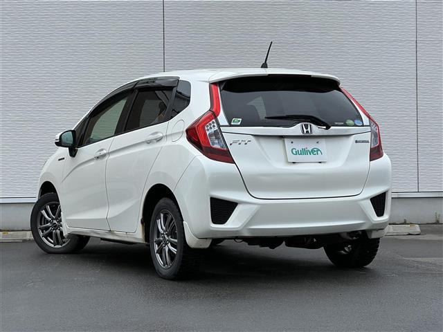 フィット1.5 ハイブリッド Lパッケージ 4WD
