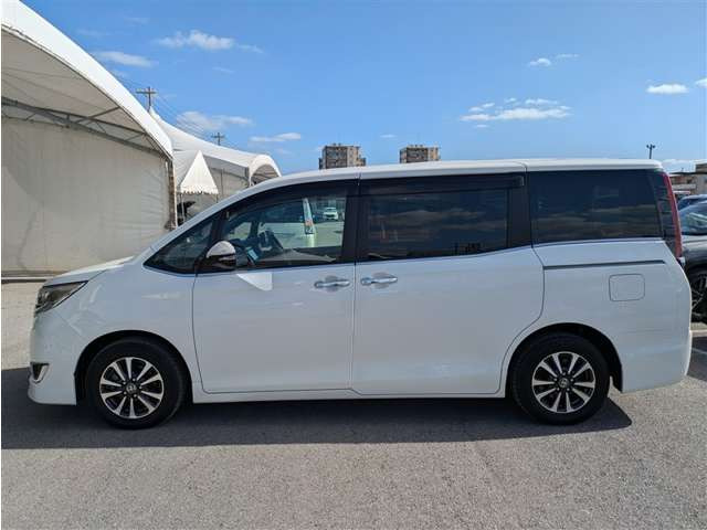 エスクァイアハイブリッド1.8 Gi