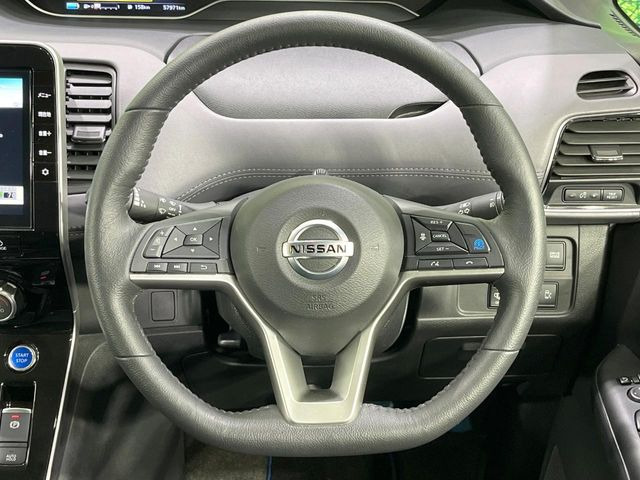 �y�����v�����X�e�A�����O�z�㎿�Ȋv���g�p���邱�ƂŁA��ɂ����������݂ƂĂ��^�]���₷���n���h���ł���