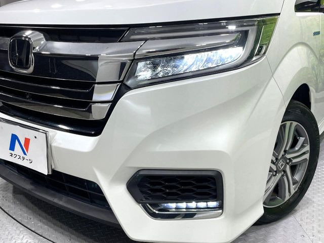 �yLED�w�b�h���C�g�z���V����ԑ��s�����ǍD�Ȏ��E���m�ۂ����S���ĉ^�]�ł��鍂�P�xLED�w�b�h���C�g�𑕔�!�_�����x�������A����d�͂��}�����Ă��܂��B