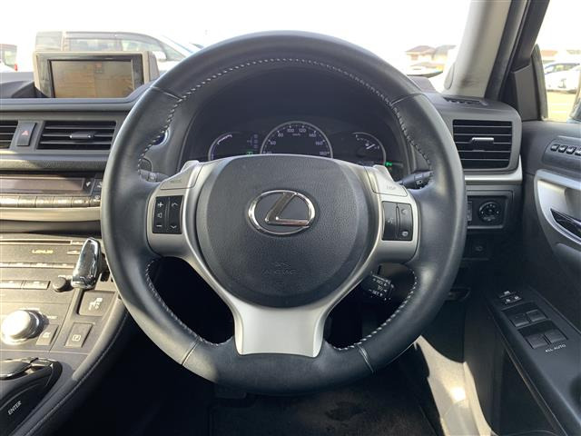 CT200h バージョン L