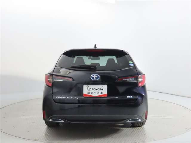 カローラツーリング1.8 ハイブリッド W×B