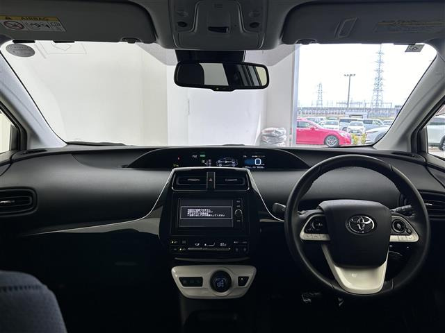 プリウス1.8 S セーフティ プラス