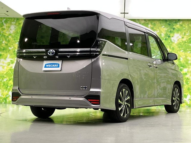 ヴォクシー1.8 ハイブリッド S-Z