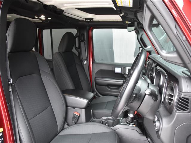 ラングラーアンリミテッド スポーツ アルティチュード 4WD