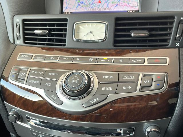 �y���E�Ɨ��^�t���I�[�g�G�A�R���z�^�]�ȂƏ���Ȃł��ꂼ�ꂨ�D�݂̉��x�ɐݒ�\�B����҂ɂ��z�������A���K�ȋ󒲂����͂��v���܂��B