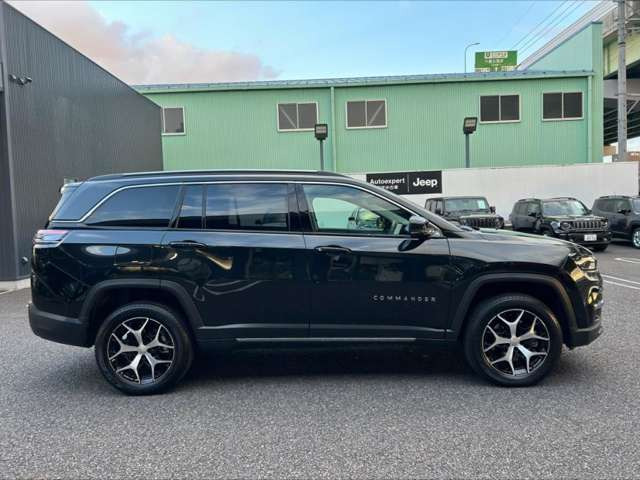 コマンダー2.0 リミテッド ディーゼル 4WD