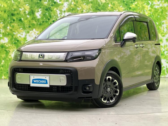 フリード1.5 ハイブリッド クロスター