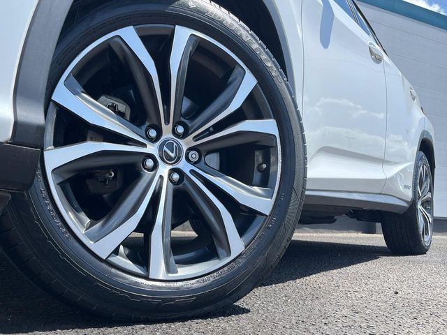 �y����20�C���`�A���~�z�C�[���z�O�ςɃ}�b�`���������A���~�z�C�[���𑕒����Ă���܂��B�e��ЊO�A���~�z�C�[����A�X�^�b�h���X�^�C�����戵�����Ă���܂��B���񂲑��k����������