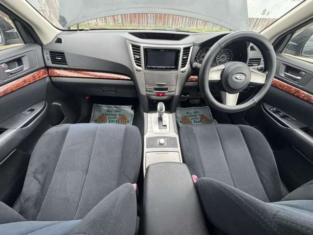 レガシィアウトバック2.5 i Lパッケージ 4WD