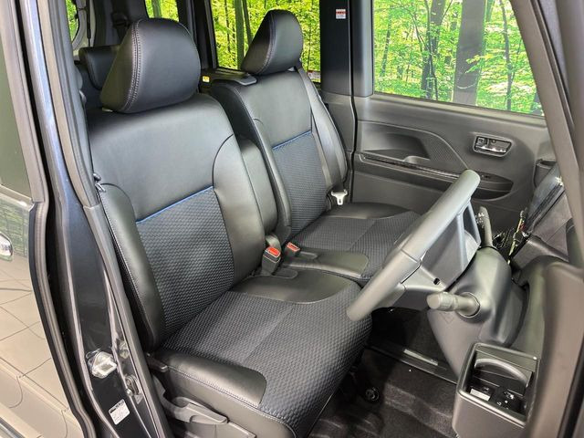 �y�n�[�t���U�[�V�[�g�z�������ƍ���S�n�𗼗������l�C�̃V�[�g���w�ʁE���ʂ̃t�@�u���b�N�f�ނ́A�ʋC���̗ǂ��⊊��ɂ����ɗD��Ă��܂��B�C���╞���ɍ��E���ꂸ���K�ɂ���肢�������܂��B