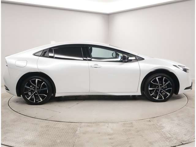 プリウス2.0 プラグインハイブリッド Z