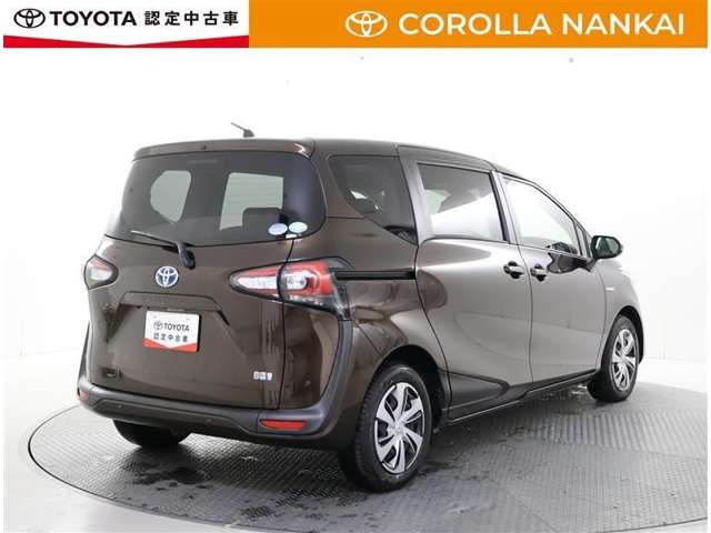 シエンタハイブリッド 1.5 G クエロ