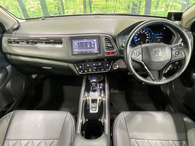 ヴェゼル1.5 ハイブリッド X Lパッケージ 4WD