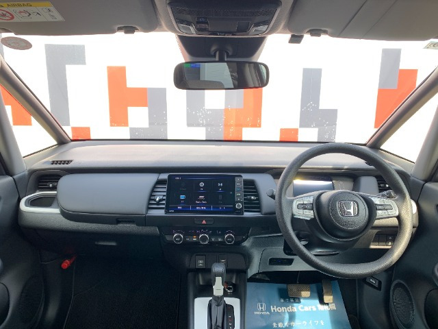 フィット1.5 ホーム 4WD