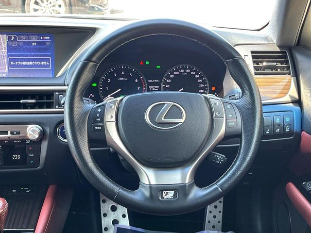 �y�����v�����X�e�A�����O�z�㎿�Ȋv���g�p���邱�ƂŁA��ɂ����������݂ƂĂ��^�]���₷���n���h���ł���