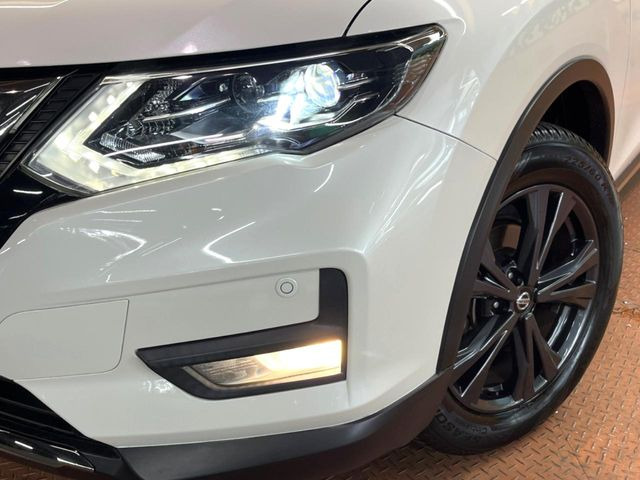 �yLED�w�b�h���C�g�z���V����ԑ��s�����ǍD�Ȏ��E���m�ۂ����S���ĉ^�]�ł��鍂�P�xLED�w�b�h���C�g�𑕔�!�_�����x�������A����d�͂��}�����Ă��܂��B