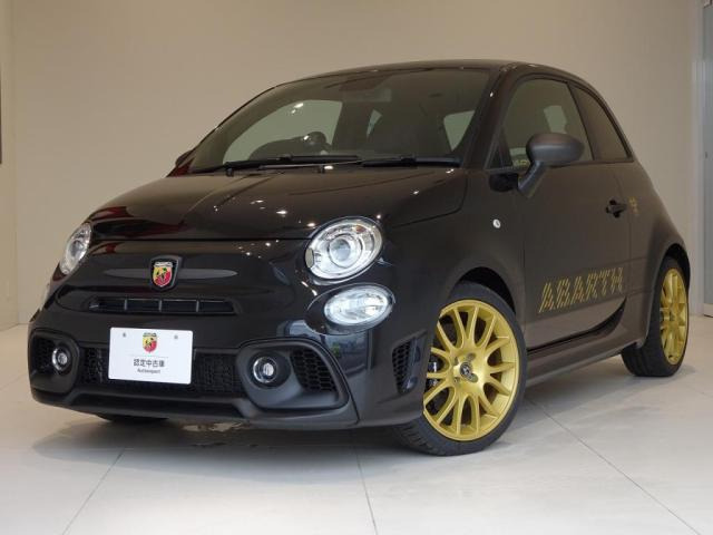アバルト695セッタンタチンクエアニヴェルサーリオ1.4 ベースグレード