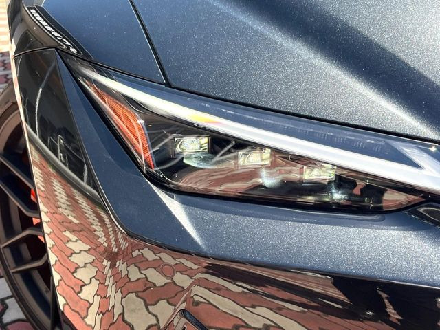 �y�O��LED�w�b�h���C�g�z�X�^�C���b�V���Ȍ����ڂ̎O��LED�w�b�h���C�g�𑕔���X�^�C�������łȂ��A��Ԃ̑��s�����E�ǍD�ň��S���Ă���肢�������܂��B