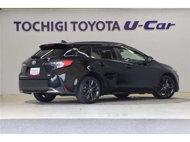 カローラツーリング1.8 ハイブリッド W×B