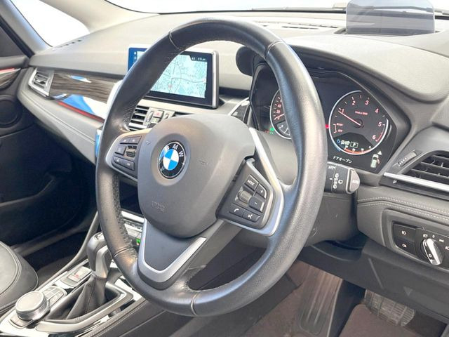 ���n���h�����̃X�������Ȃ��A���ꂢ�ȏ�Ԃ��ێ����Ă���܂��B�e�X�C�b�`���̓�����m�F�ς݂ł��B