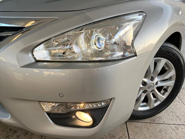 �yHID�w�b�h���C�g�z���ɖ��邭�O�����Ƃ炵�Ă����̂ŁA���V����Ԃ̑��s�������E�ǍD�ň��S���Ă���肢�������܂��B