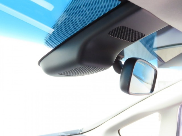 フィット1.5 ハイブリッド L ホンダセンシング 4WD