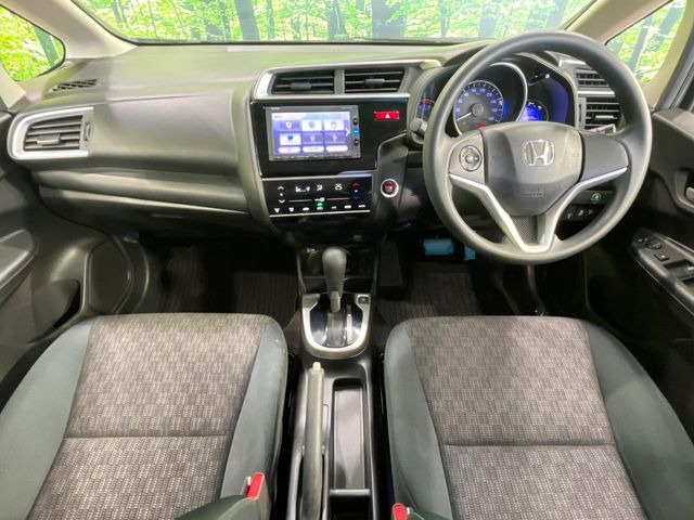 フィット1.3 13G Fパッケージ