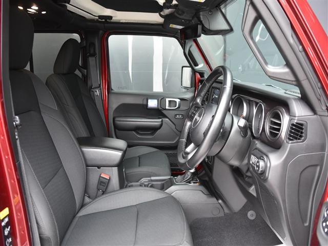 ラングラーアンリミテッド スポーツ アルティチュード 4WD