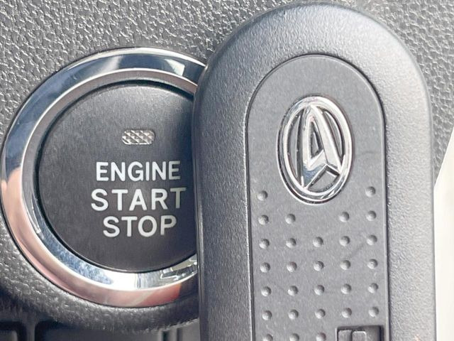 �y�L�[�t���[�V�X�e���z�J�o����|�P�b�g�ɓ��ꂽ�܂܂ł��h�A�̎{���E�������\�ȃX�}�[�g�L�[�𑕔��B�G���W���̃I���E�I�t�����J�M�����o���K�v����������Ƃ��Ă��֗��ł���