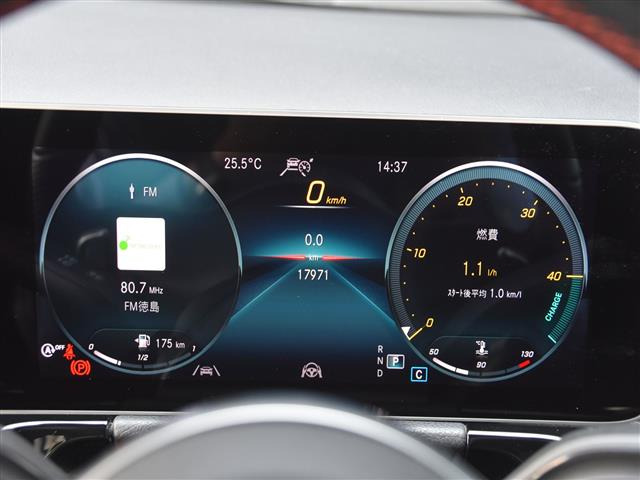 GLAクラスGLA200d 4マチック AMGライン 4WD