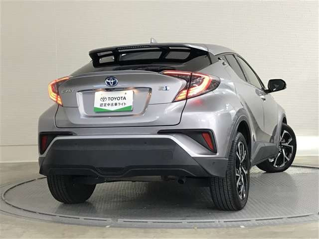 C-HRハイブリッド 1.8 G LED エディション