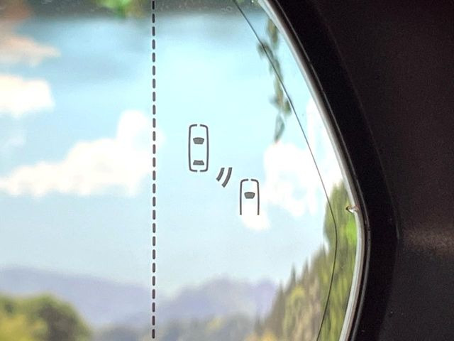 �y�u���C���h�X�|�b�g���j�^�[�z���s���A�h�A�~���[�̎��p�ɂȂ�₷���ӏ��Ɍ㑱�Ԃ��ڋ߂���ƃT�C�h�~���[�̃����Y�Ɍx����\��!�h���C�o�[�ɒ��ӊ��N�����Ă���܂��B