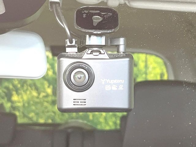 �y�h���C�u���R�[�_�[�z�h���C�u���R�[�_�[����!���s���͂������A������^�]�⎖�̂ɑ��������ہA�f���ŋL�^���A����̃��X�N�ɔ����܂��B���L�^�pSD�J�[�h�͂��q�l�����g�ł��������������K�v������܂��B