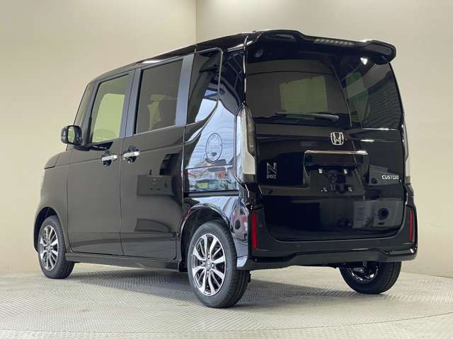 �l�C�̎Ԏ킪�����낢!�e���[�J�[ �ŐV�l�C�Ԃ����C���i�b�v!���ĐG���đI�ׂ�W����ł�!