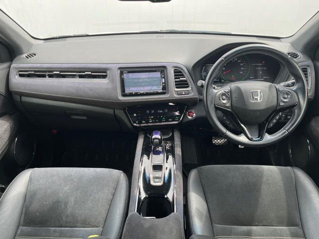 ヴェゼル1.5 ハイブリッド RS ホンダセンシング