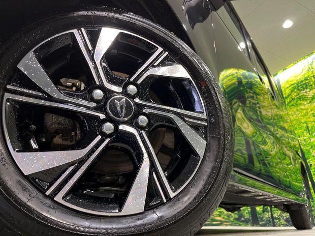 �y14�C���`�A���~�z�C�[���z�O�ςɃ}�b�`�����A���~�z�C�[���𑕒����Ă���܂��B�e��A���~�z�C�[����A�X�^�b�h���X�^�C�����戵�����Ă���܂��B���񂲑��k����������