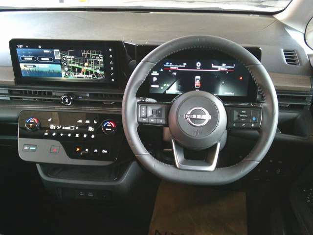 セレナ1.4 e-POWER ハイウェイスターV