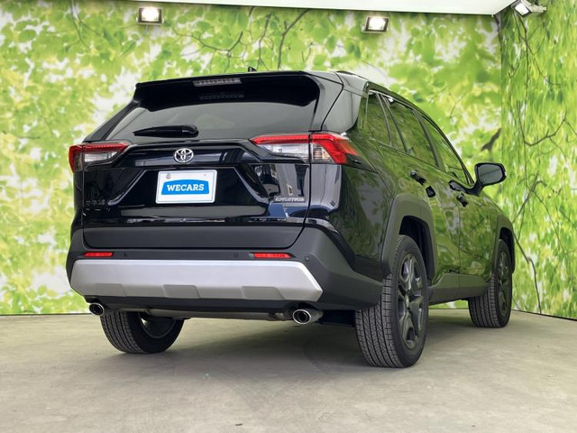 RAV42.0 アドベンチャー 4WD