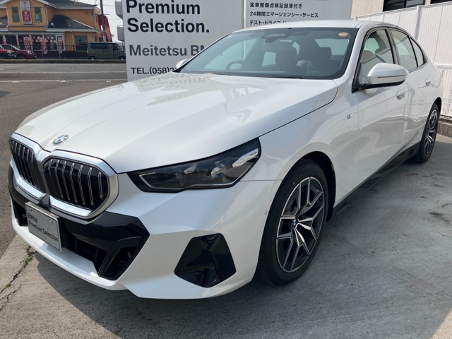 5シリーズセダン523d xドライブ Mスポーツ 4WD