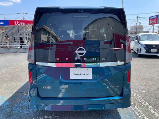 セレナ1.4 e-POWER ハイウェイスターV