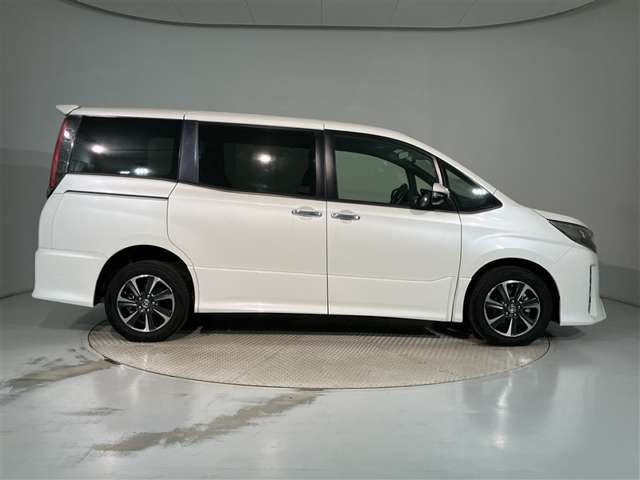 ノア2.0 Si W×B II 4WD